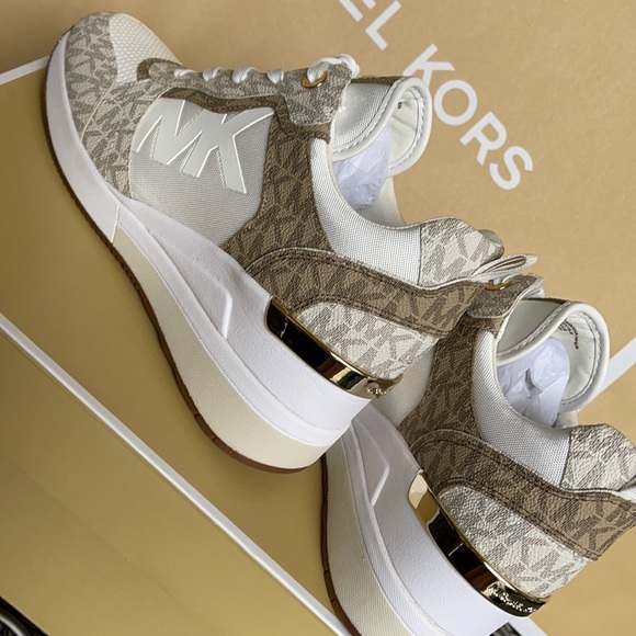 Michael Kors Crista Trainer Tech Canvas/MK Print 49F1CRFS1D OP WHITE/ECRU WMNS - Picture 16 of 16